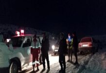 امدادرسانی هلالاحمر به خودروهای گرفتار در برف و کولاک+ فیلم